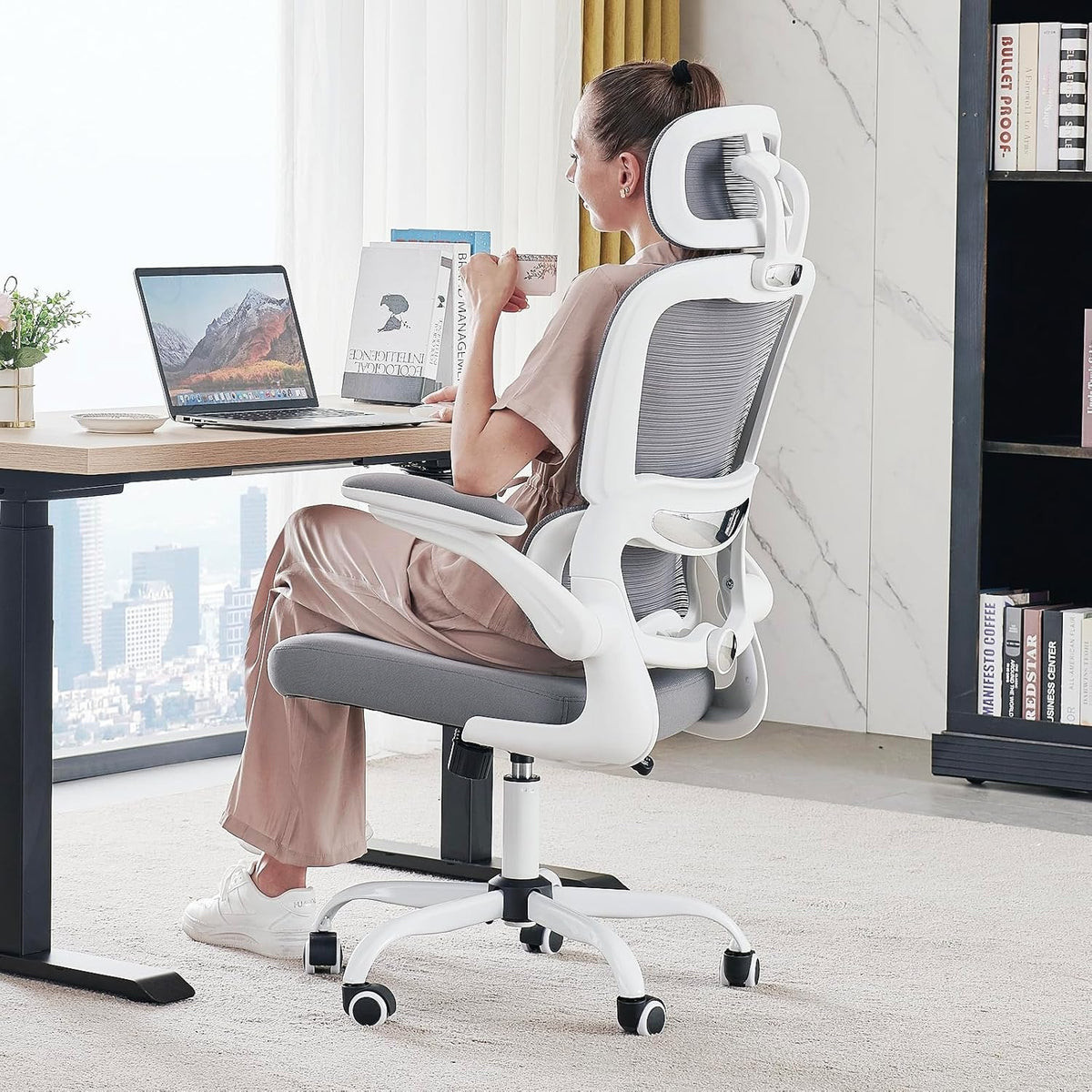 Office Chair Ergonomic Desk Chair, 330 lbs Home Mesh Desk Chair with Wheels, Comfortable Gaming Chair, High Back Office Chair